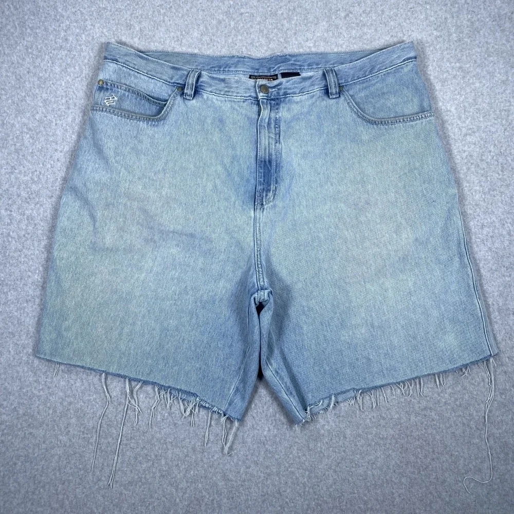 Rocawear details patch rivets